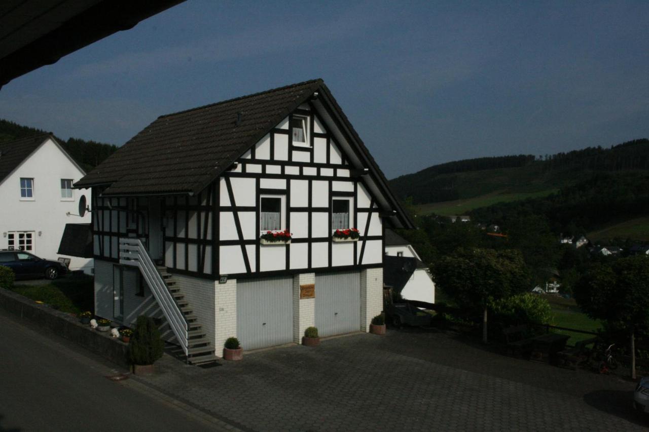 Ferienhaus Zur Ennest Schmallenberg Dış mekan fotoğraf